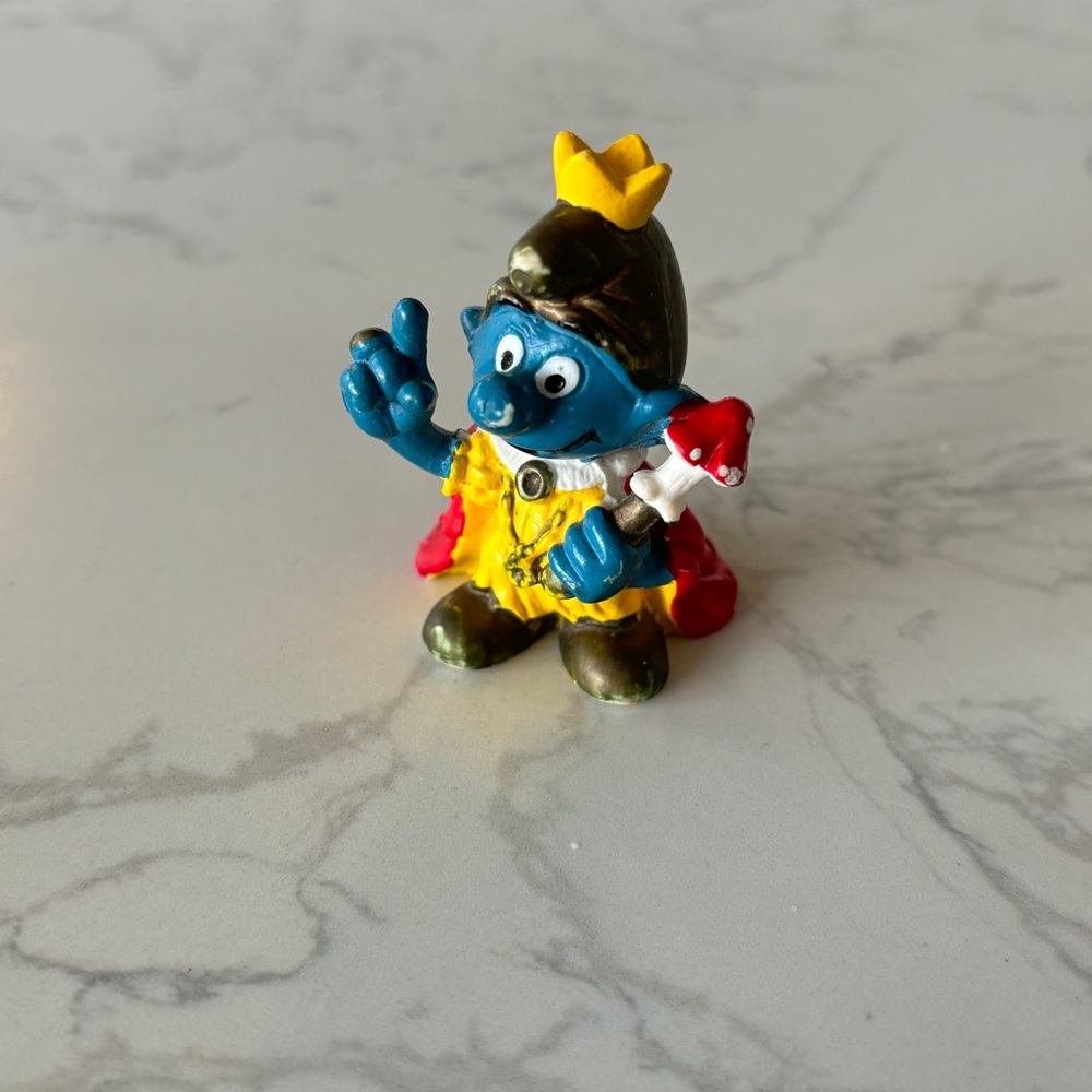 Vintage Emperor Smurf King